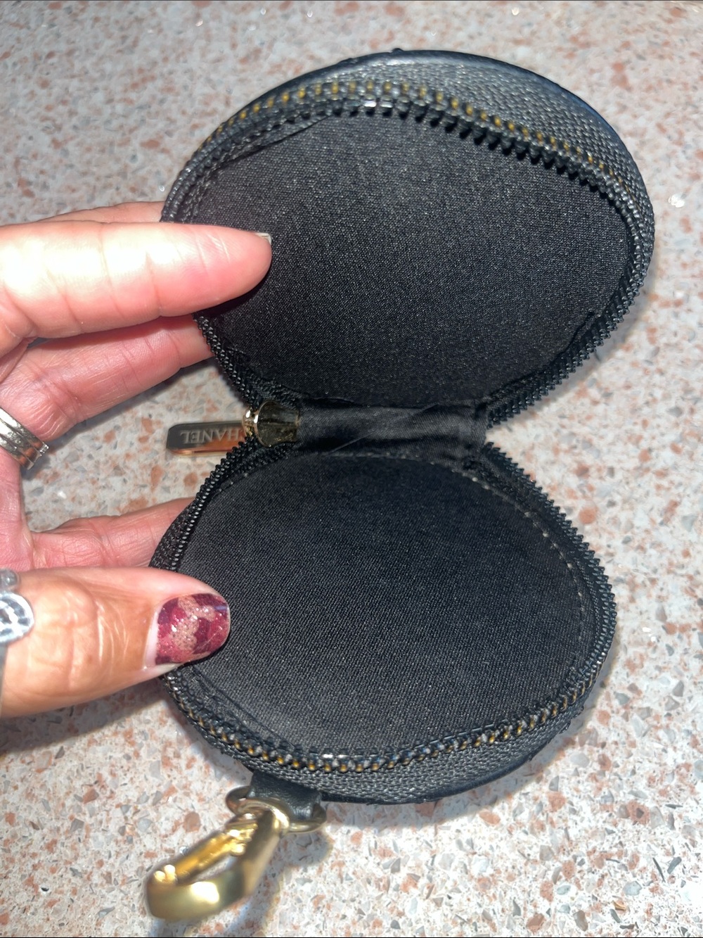 Black Quilted Crossbody with Coin Pouch - Picture 3 of 7